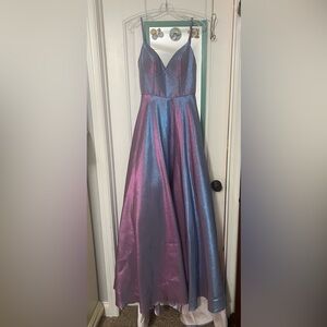 Size 4 iridescent/purple/blue/pink Sherri Hill long formal dress
